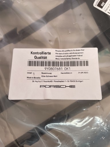 Zdjęcie oferty: Porsche kratka 9Y0807681 nowe