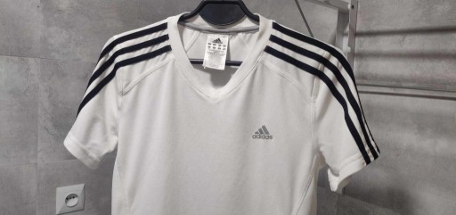 Zdjęcie oferty: Bluzka damska T-shirt sportowy Adidas rozmiar M/L