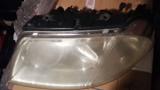 Zdjęcie oferty: Lampa przednia lewa Passat B5 