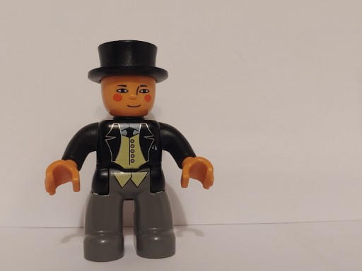 Zdjęcie oferty: Lego Duplo figurka Gruby Zawiadowca Tomek 3353