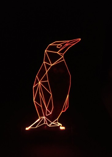 Zdjęcie oferty:  Lampa  Statuetka LED Prezent Plexi - Pingwin