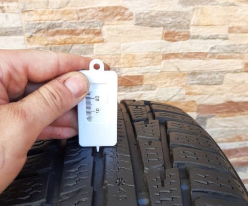 Zdjęcie oferty: 2x 205/50R17 Nokian WR A3 Opony ZIMOWE 93V XL 6mm