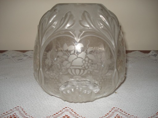 Zdjęcie oferty: Klosz tulipan do lampy naftowej