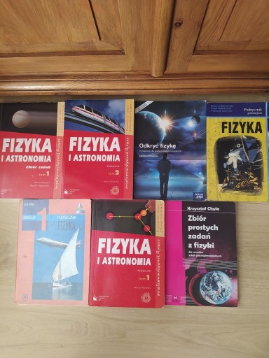 Zdjęcie oferty: Podręczniki do fizyki i astronomii 