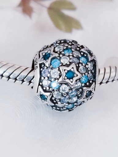 Zdjęcie oferty: Kula z gwiazdami Charm's modułowy system moduł s 9 2 5 