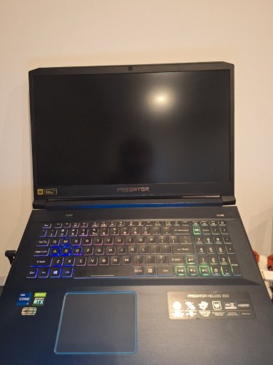 Zdjęcie oferty: Laptop Predator helios 300 PH317-54 RTX 2060 i7 10750h 32 GB ram + dodatek