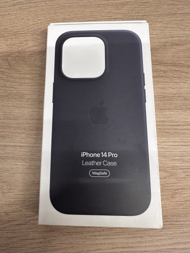 Zdjęcie oferty: Orginalne pudełko case iphone 14 PRO