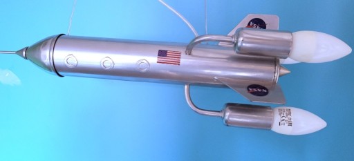 Zdjęcie oferty: Lampa sufitowa RAKIETA NASA do pokoju dziecięcego