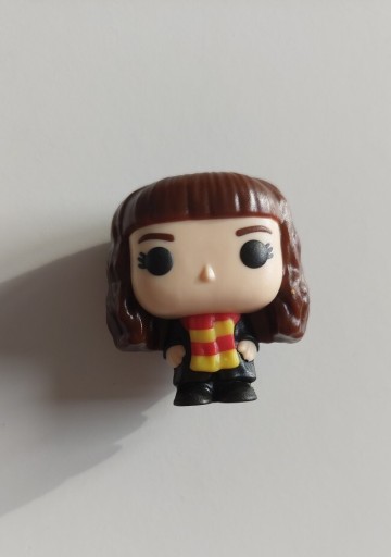 Zdjęcie oferty: Figurka Hermiona Kinder Joy Harry Potter Quidditch