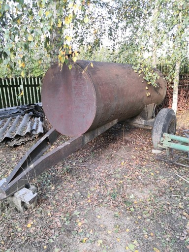 Zdjęcie oferty: Beczkowóz 2.5 tys. litrów; grubość ściany 10mm