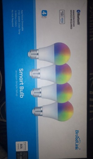 Zdjęcie oferty:  kolorowe Żarówki LED, sterowane wi-fi  
