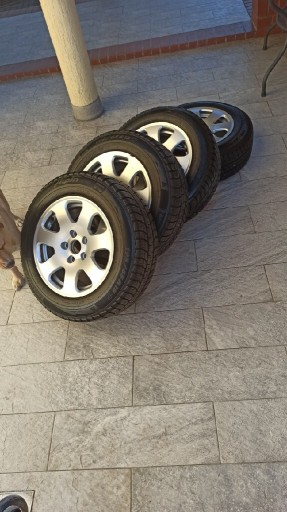 Zdjęcie oferty: Koła felgi Audi a4 passat skoda 15" zima