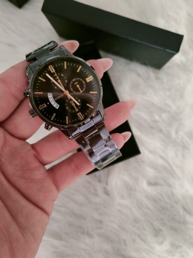 Zdjęcie oferty: Zegarek męski kwarcowy na bransolecie stalowej 