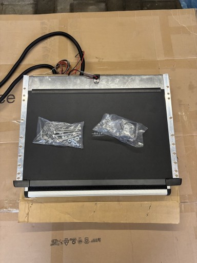 Zdjęcie oferty: Stopień kamper Thule 550 12v