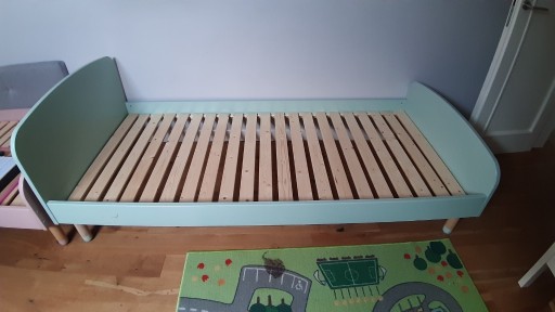 Zdjęcie oferty: Łóżka drewniane 190x90