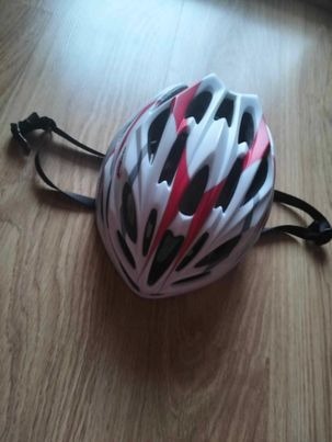 Zdjęcie oferty: Kask dziecięcy AXER SPORT - BENNET biało-czerwony