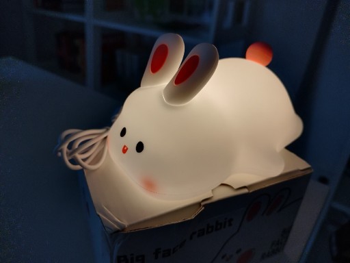 Zdjęcie oferty: Silikonowa lampka królik dla każdego