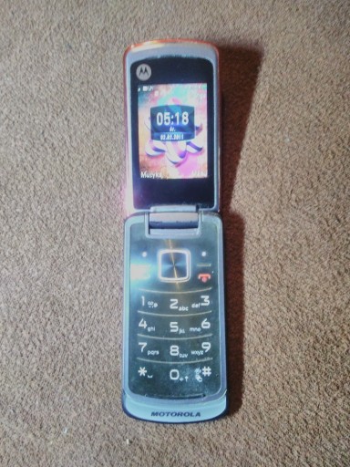 Zdjęcie oferty: Telefon komórkowy z klapką Motorola Gleam 