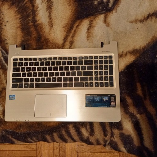 Zdjęcie oferty: 32 Asus K56C obudowa górna palmrest klawiatura