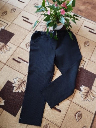 Zdjęcie oferty: Eleganckie spodnie damskie roz XL