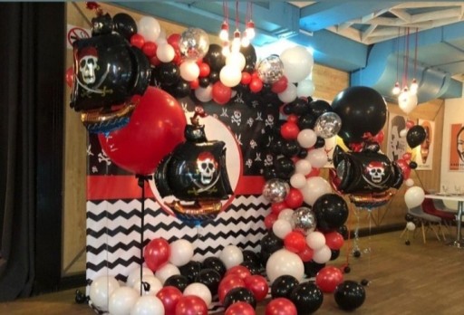 Zdjęcie oferty: Bukiety z balonów, strefy z balonów, figurki
