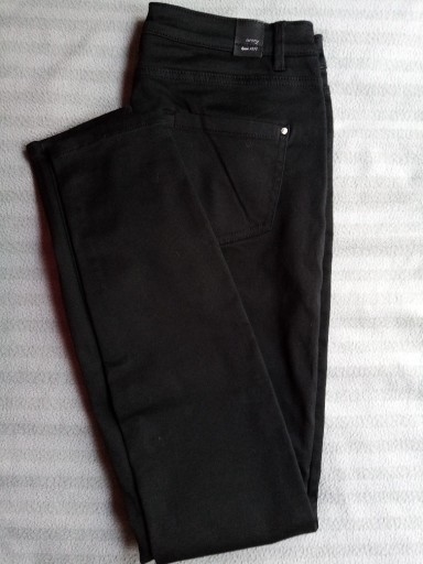 Zdjęcie oferty: Spodnie Orsay r.40 do kostek, czarne, z metką