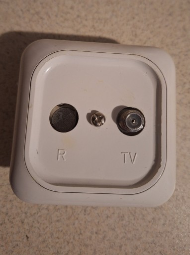 Zdjęcie oferty: Gniazdo TV telewizyjne plus rezerwa