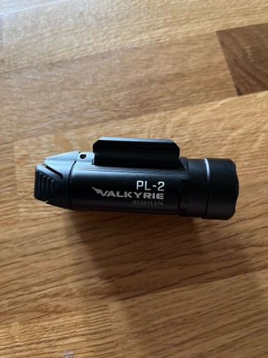 Zdjęcie oferty: Latarka taktyczna pod pistolet OLIGHT Valkyrie PL2