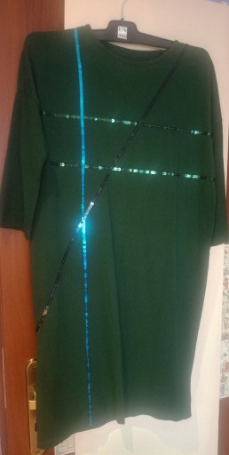 Zdjęcie oferty: Sukienka zielona z cekinami