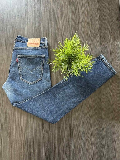 Zdjęcie oferty: Spodnie męskie Levi’s W32 L32 granatowe – stan bardzo dobry, jak nowe