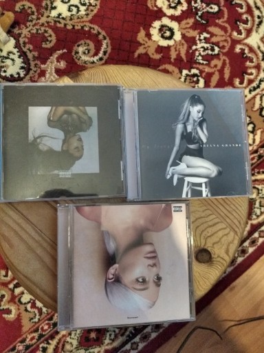 Zdjęcie oferty: Płyty kompaktowe Ariana Grande 