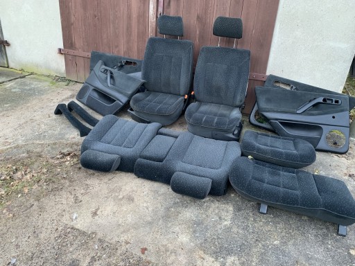 Zdjęcie oferty: Fotele welurowe do samochodu Volkswagen Passat B4