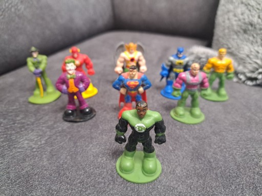 Zdjęcie oferty: Zielona latarnia Batman joker aquamen superman 