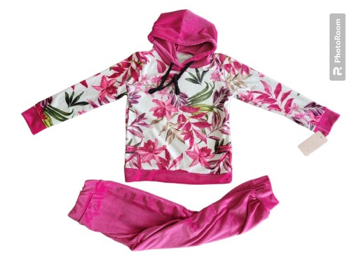 Zdjęcie oferty: Welurowy komplet dres dla dziewczynki różowy 14L
