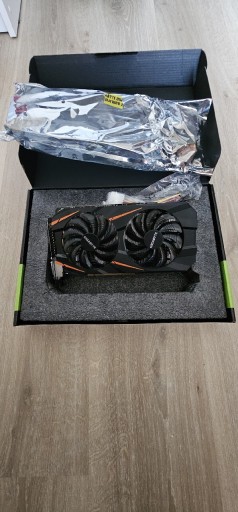 Zdjęcie oferty: GIGABYTE GTX 1060 6 GB sprawna pudełko