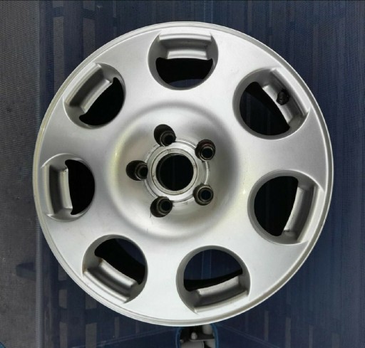 Zdjęcie oferty: Felgi aluminiowe biedronki 16 cali do Audi A4 A6