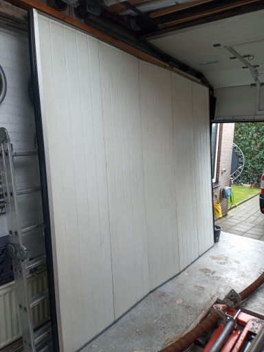 Zdjęcie oferty: Brama garażowa segmentowa używana