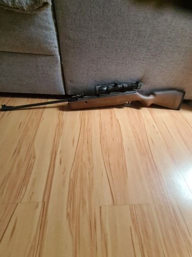 Zdjęcie oferty: Wiatrówka crosman vantage NP