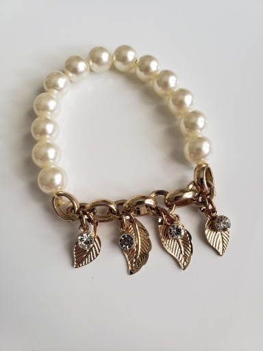 Zdjęcie oferty: Śliczna bransoletka z perełkami i diamencikami 