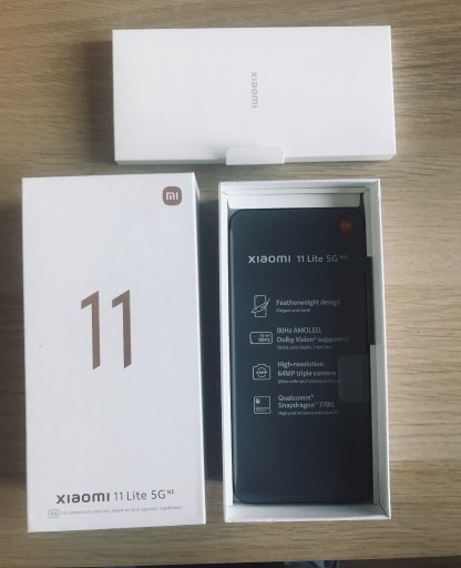 Zdjęcie oferty: Xiaomi 11 Lite 5G NE 8/128GB Truffle Black