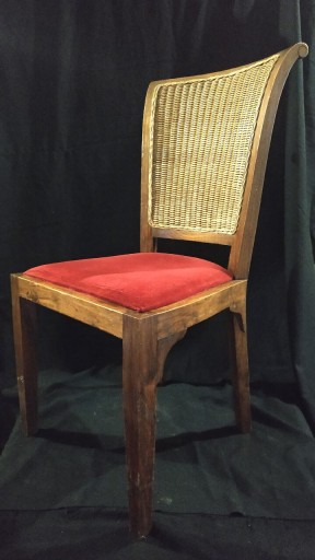 Zdjęcie oferty: Dwa drewniane krzesla z obiciem,naturalne drewno