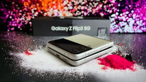 Zdjęcie oferty: Samsung Galaxy Z Flip3 5G 8/128GB Zadbany - Zestaw