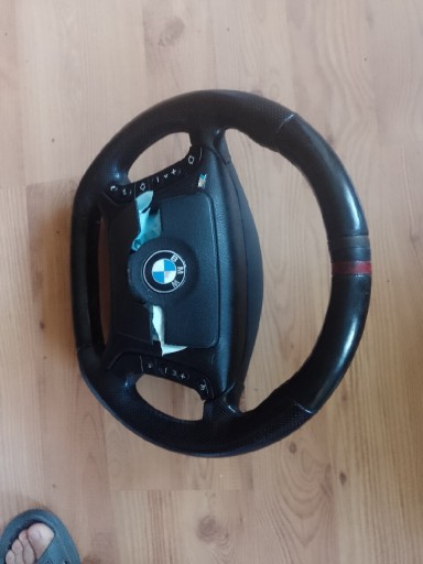 Zdjęcie oferty: Kierownica ścięta bmw e46 kiera sport drift