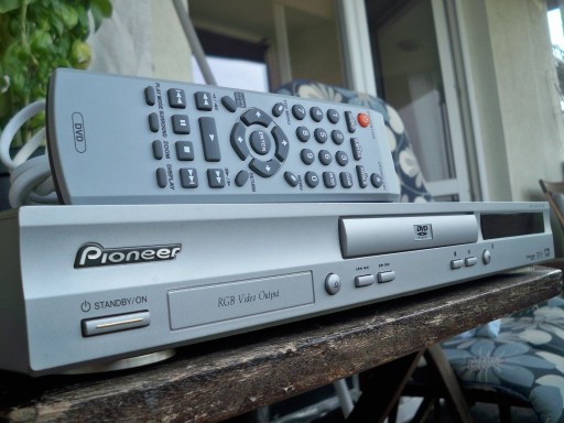 Zdjęcie oferty: odtwarzacz DVD Pioneer DV-444 srebrny, do blue line
