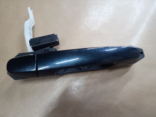 Zdjęcie oferty: Klamka zewnętrzna prawy tył Toyota RAV4 III 2011r kod lakieru 1h2