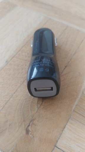 Zdjęcie oferty: Ładowarka samochodowa USB 12/24V