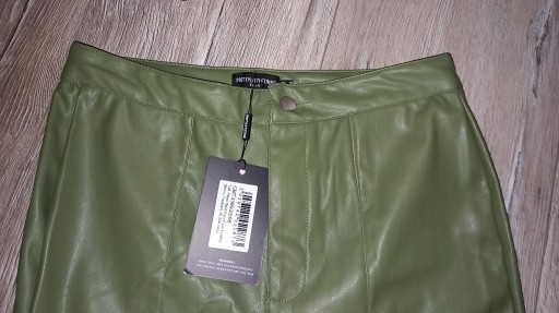 Zdjęcie oferty: Zielone spodnie a'la skórzane - nowe