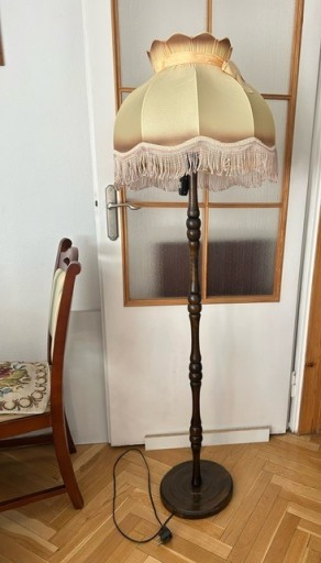 Zdjęcie oferty: Lampa podlogowa drewniana PRL vintage idealna