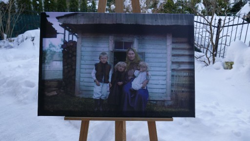 Zdjęcie oferty: Fotografia zbiorowa rodziny góralskiej 75x50cm