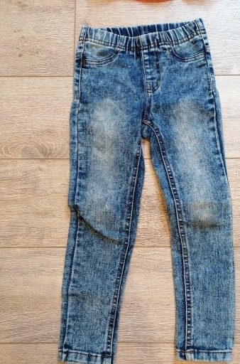 Zdjęcie oferty: Spodnie jeans dla dziewczynki